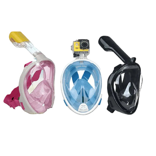 snorkelmasker med en strand som bakrund, i rossa blå och svart kulör